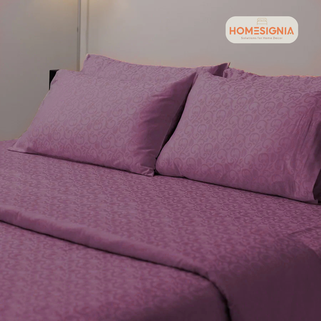 Soft Coral Wine Jacquard Floral Patterned King Size Bedsheet - Homesignia