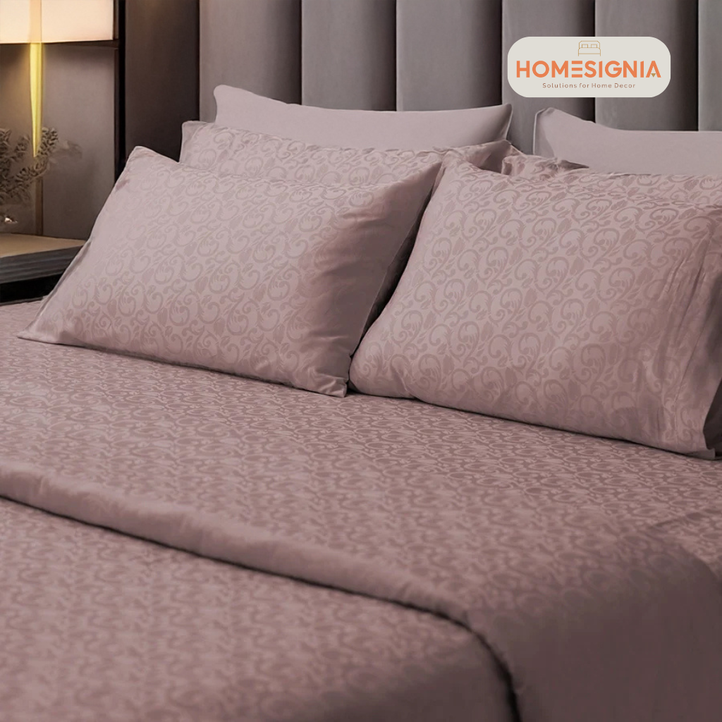 Soft Coral Light Pink Jacquard Floral Patterned King Size Bedsheet - Homesignia